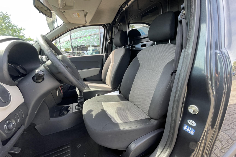 Dacia Dokker 1.5 dCi 90 Pk Ambiance | All season banden | Houte — photo 12