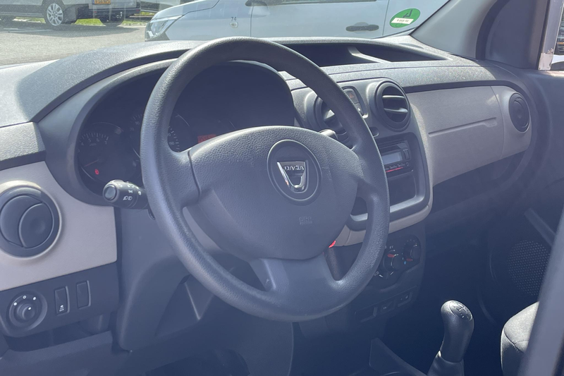 Dacia Dokker 1.5 dCi 90 Pk Ambiance | All season banden | Houte — photo 14