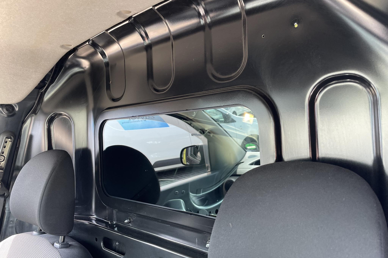 Dacia Dokker 1.5 dCi 90 Pk Ambiance | All season banden | Houte — photo 13