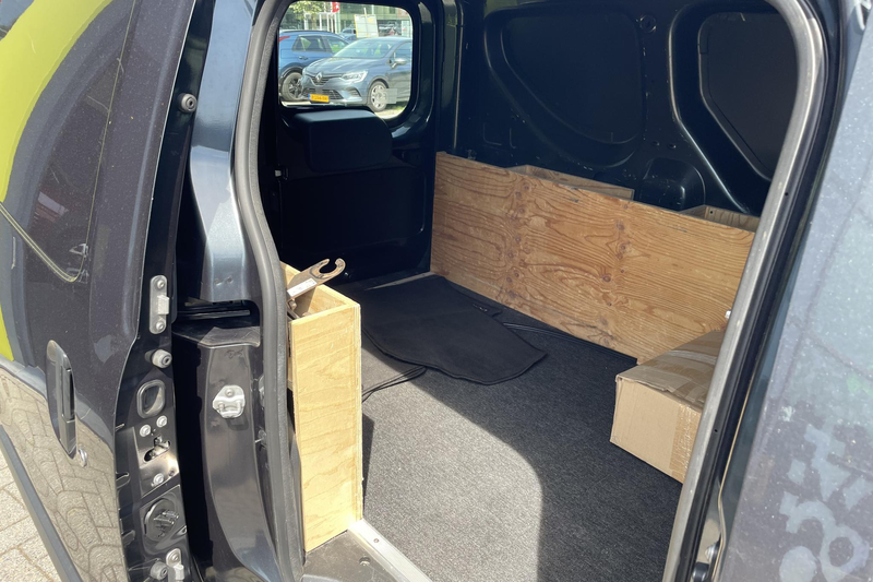 Dacia Dokker 1.5 dCi 90 Pk Ambiance | All season banden | Houte — photo 8