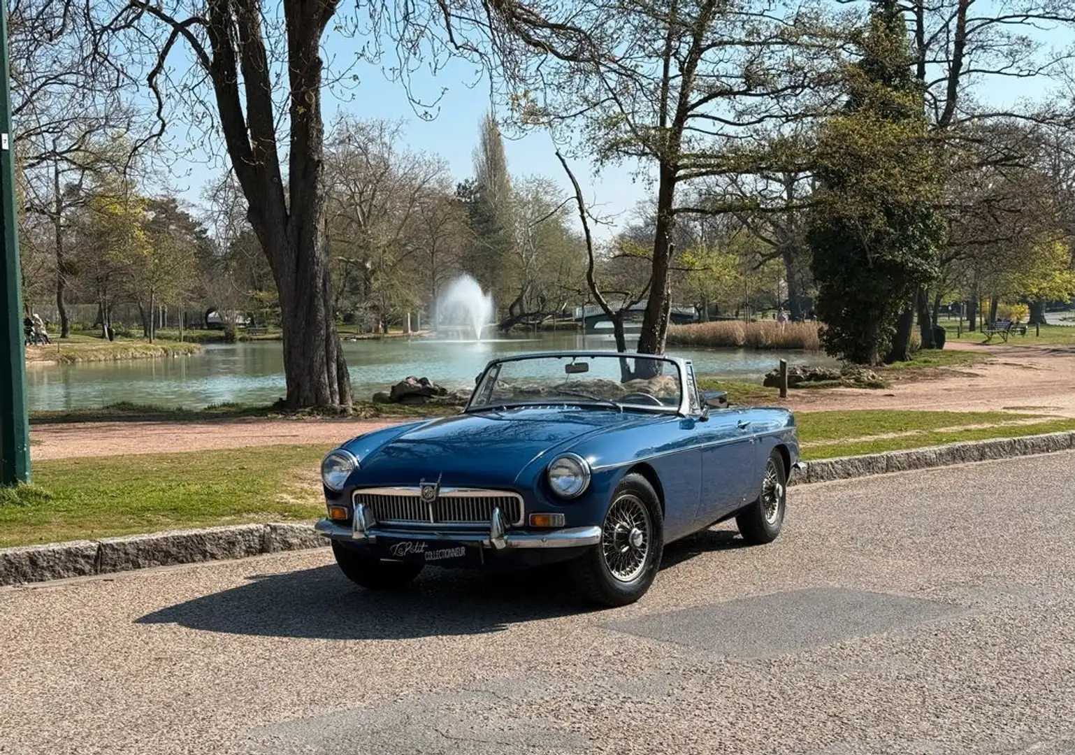 MG MGB B MG Cabriolet Blau - 1