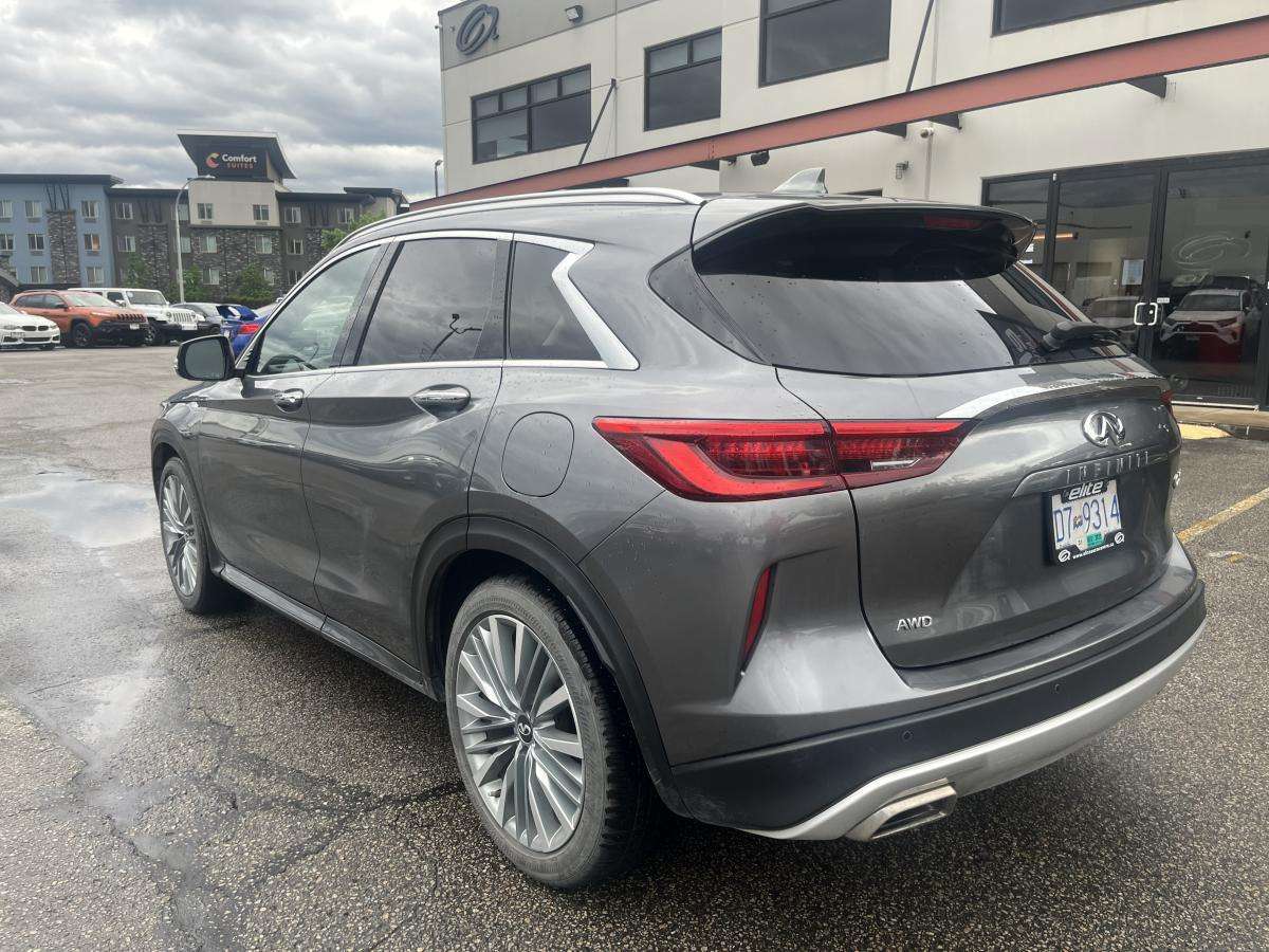 2023 Infiniti QX50 Sensory AWD thumb 9