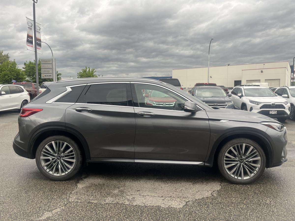 2023 Infiniti QX50 Sensory AWD thumb 6