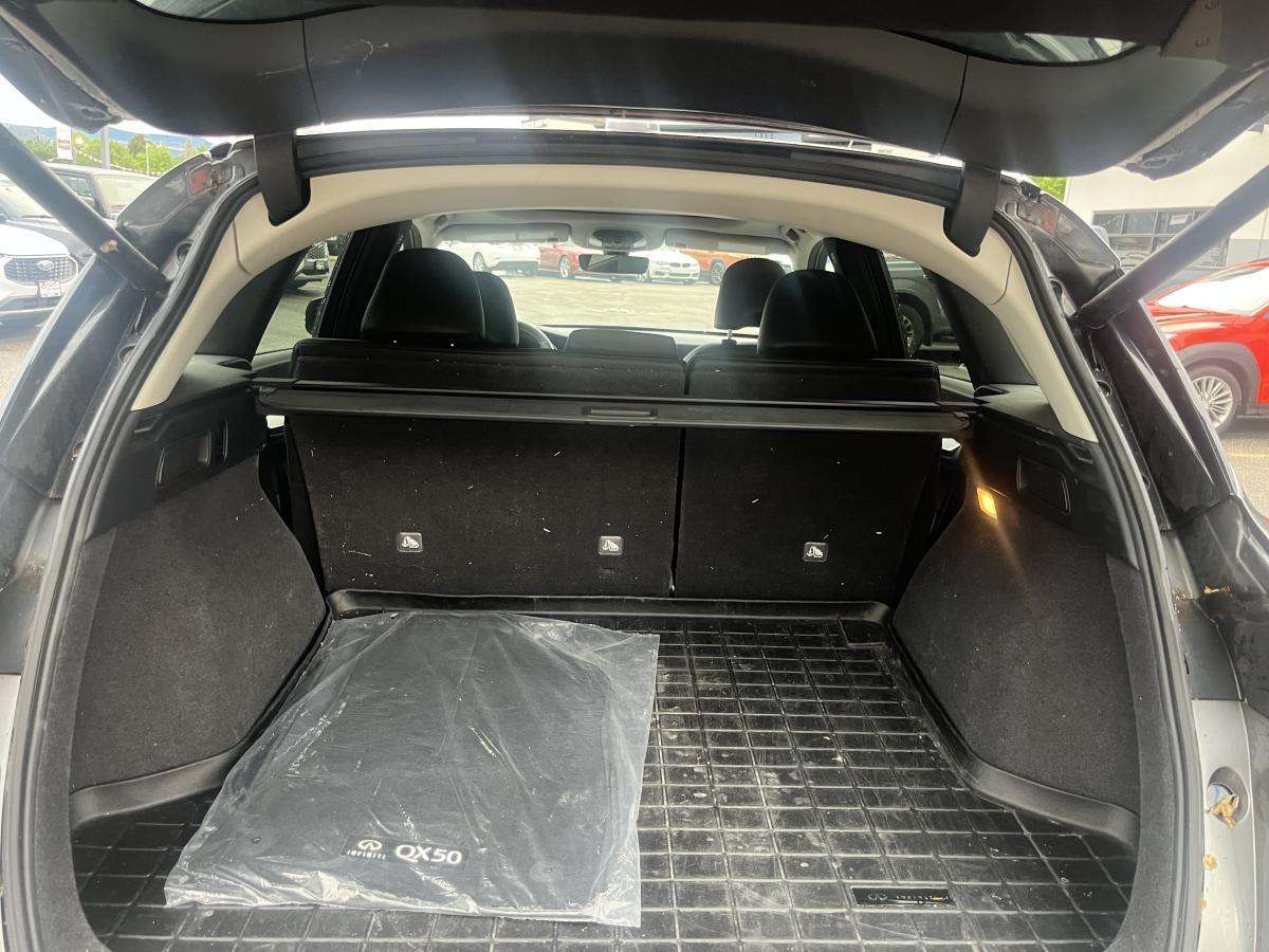 2023 Infiniti QX50 Sensory AWD thumb 10