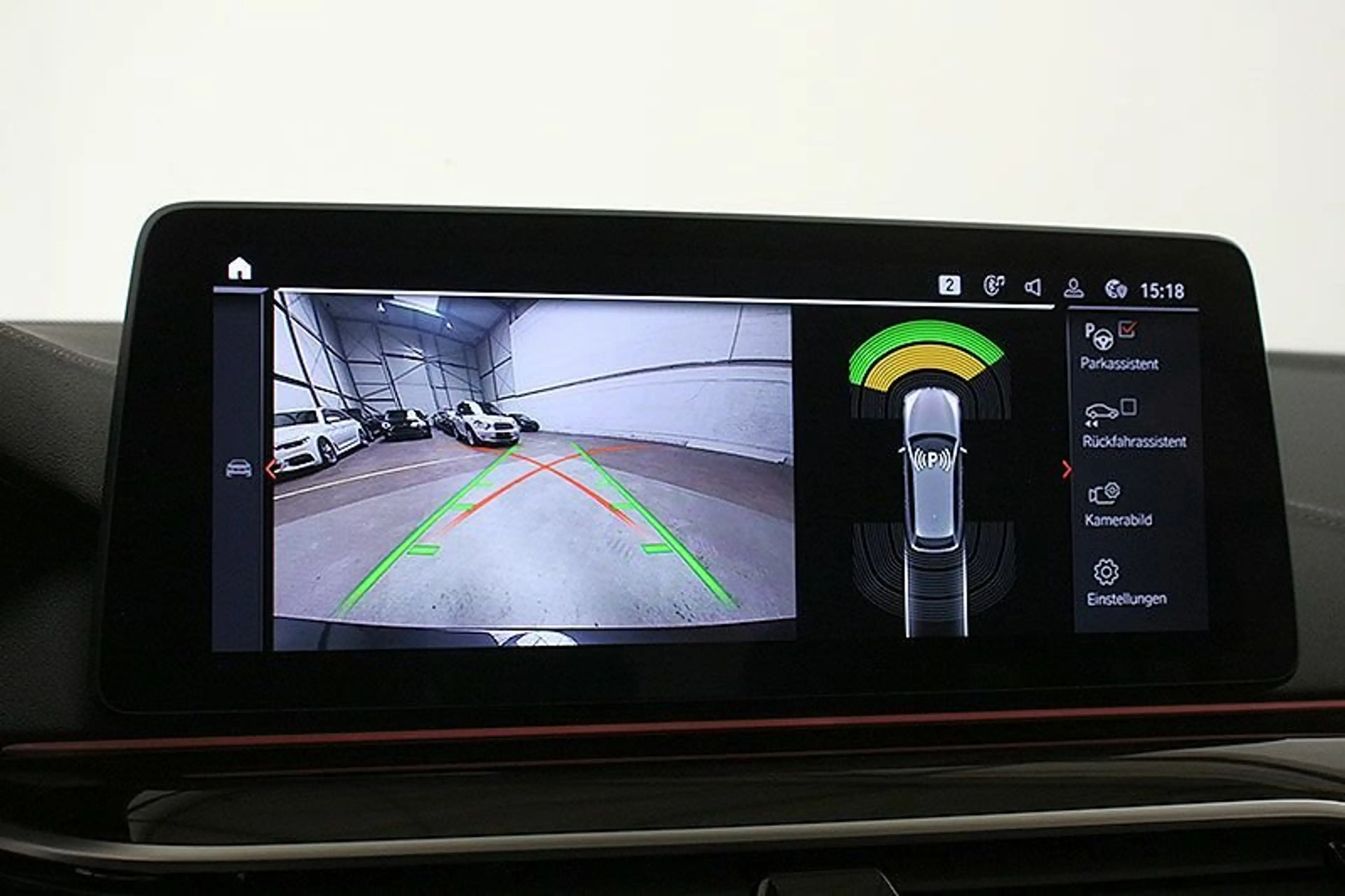 BMW 520 d AT xDr. Luxury Line AHK ACC HuD Pano HiFi — photo 10