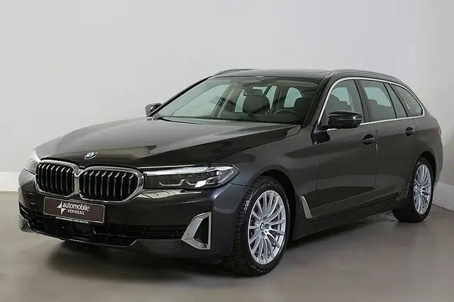 Bmw 520 d AT xDr. Luxury Line AHK ACC HuD Pano HiFi