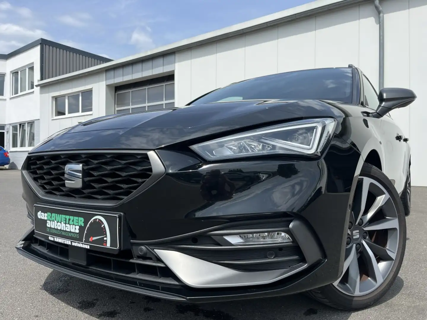 SEAT Leon SP 1.5 TSI DSG FR-Line 150€ m. 20% Anzahlung STH Zwart - 1