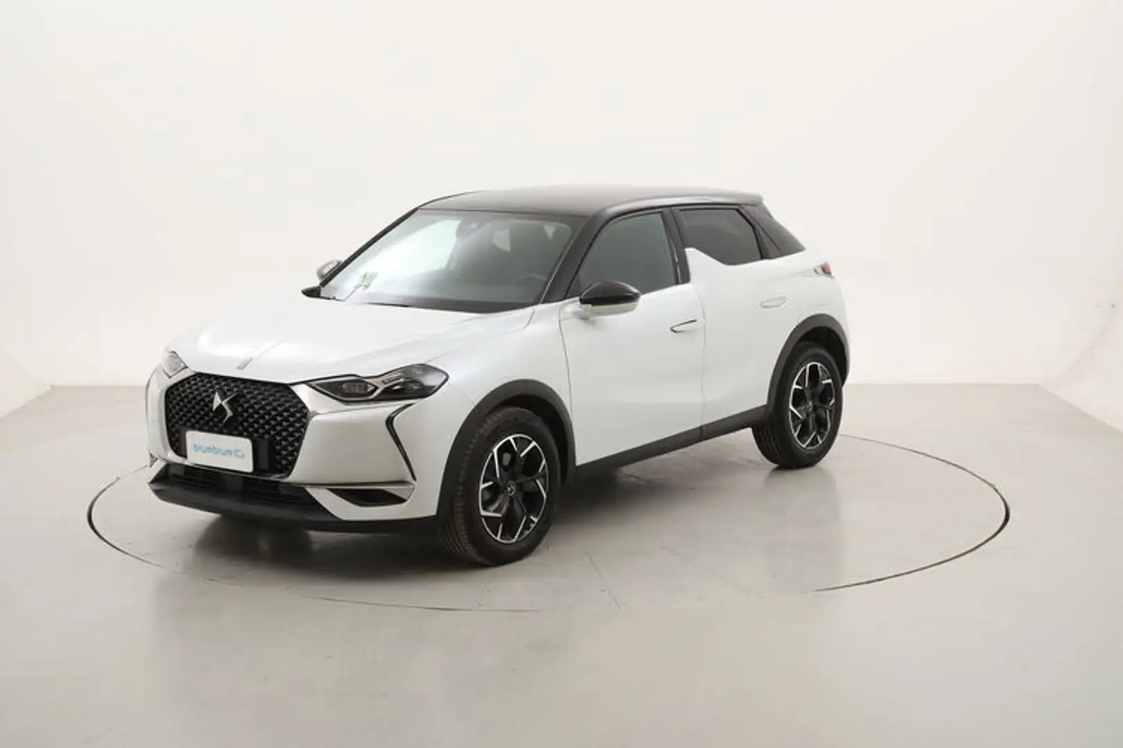 DS Automobiles DS 3 Crossback Faubourg Auto 1.5 Diesel 131CV Bianco - 1