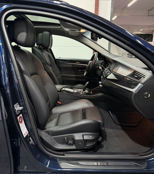 BMW 525 d Touring Aut. *Pano*AHK*Tempo*Bi-Xenon*Leder — photo 12