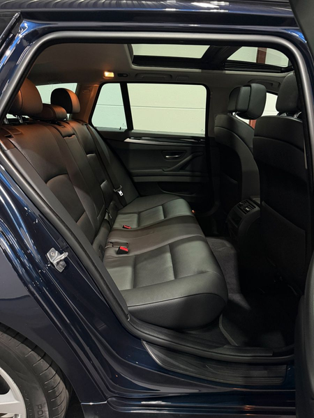 BMW 525 d Touring Aut. *Pano*AHK*Tempo*Bi-Xenon*Leder — photo 13