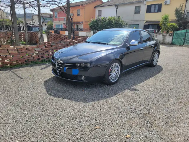 Alfa Romeo 159