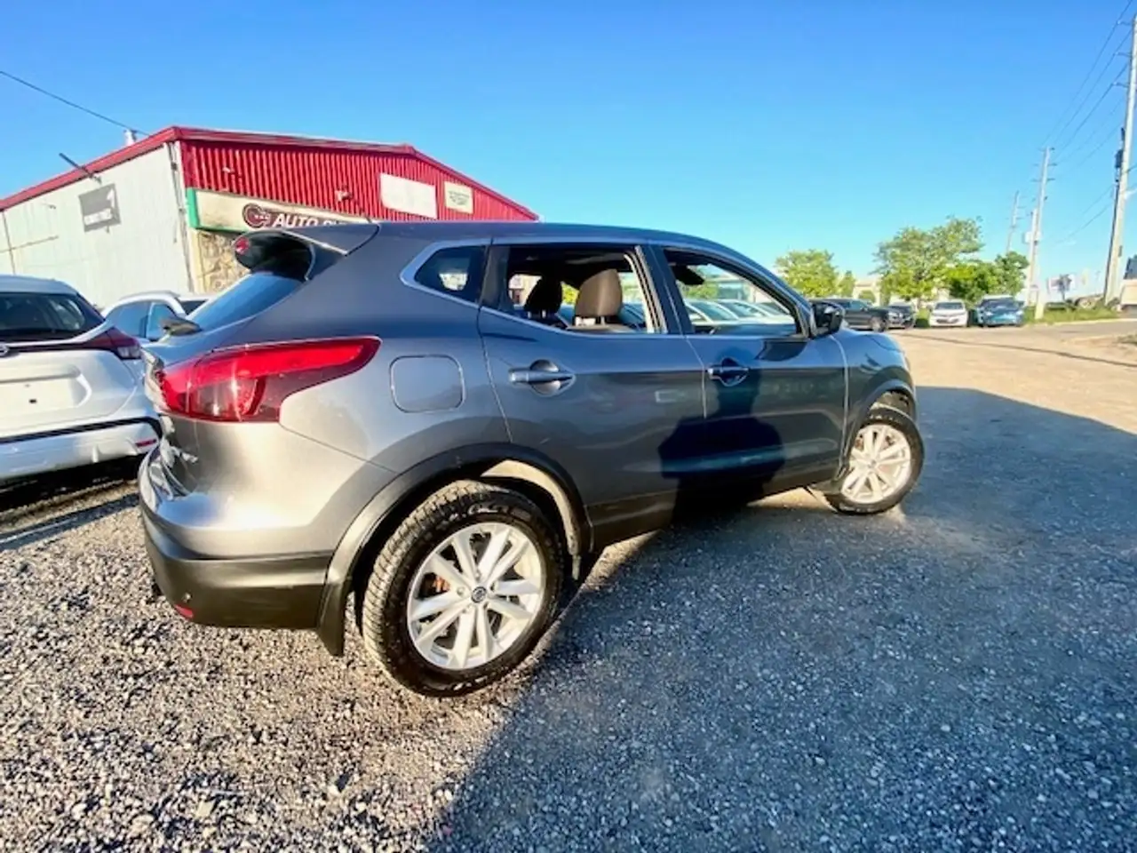 Nissan Qashqai снимка Nissan Qashqai