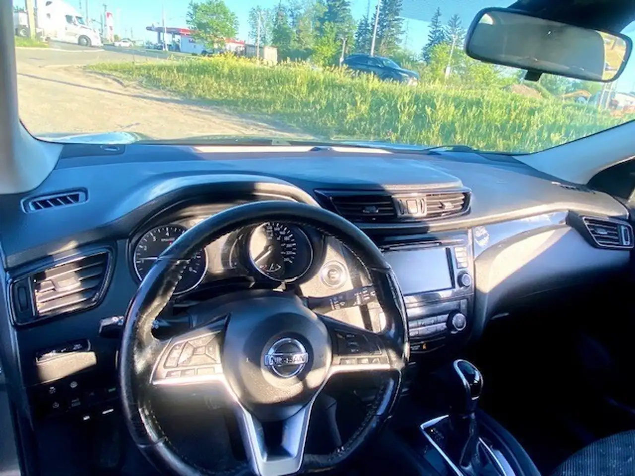 Nissan Qashqai снимка Nissan Qashqai