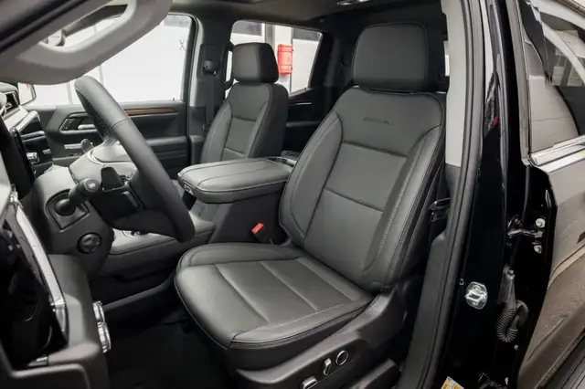 GMC Sierra 1500 Denali Crew Cab Short Box 4x4 Ansicht 38