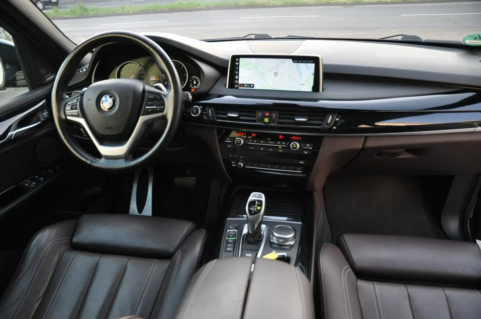 BMW X5 xDrive30d Sport-Aut.*M Sport-HeadUp-Panorama-VOLL* Schwarz - 2