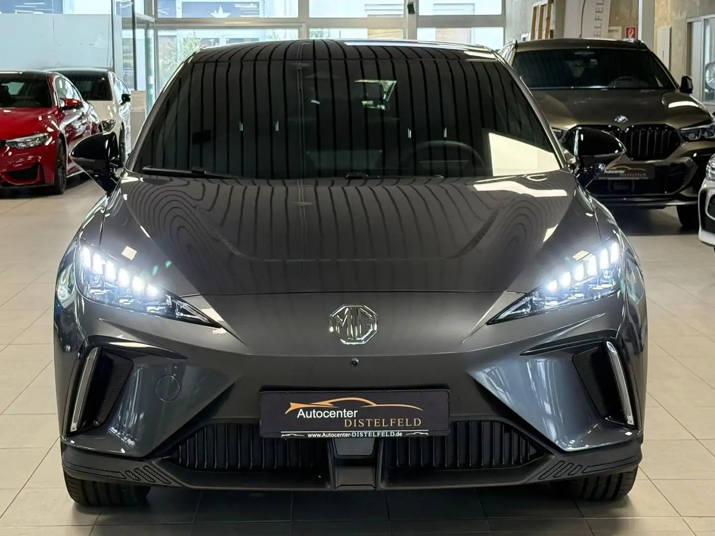 MG MG4 Extended Range Trophy 77kWh bis 520km RW Grau - 2