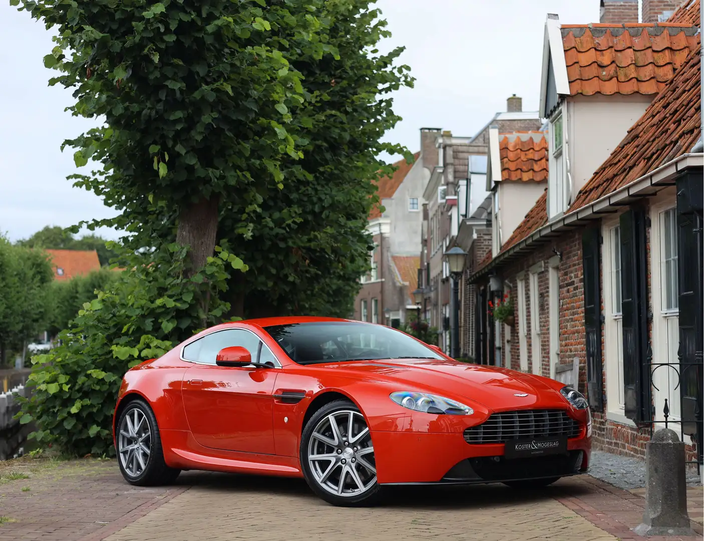 Aston Martin Vantage V8 4.7 V8 | Q Lions Red - Handbak - Perfecte staat Czerwony - 1