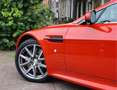 Aston Martin Vantage V8 4.7 V8 | Q Lions Red - Handbak - Perfecte staat Czerwony - thumbnail 9