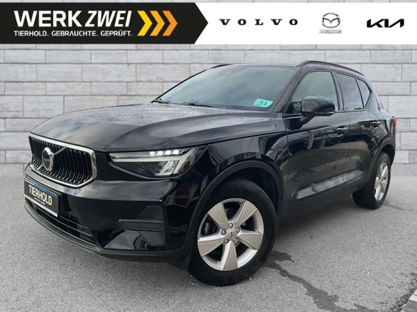 Volvo XC40 T2 Momentum Core 2WD Standhzg. Kamera Schwarz - 1