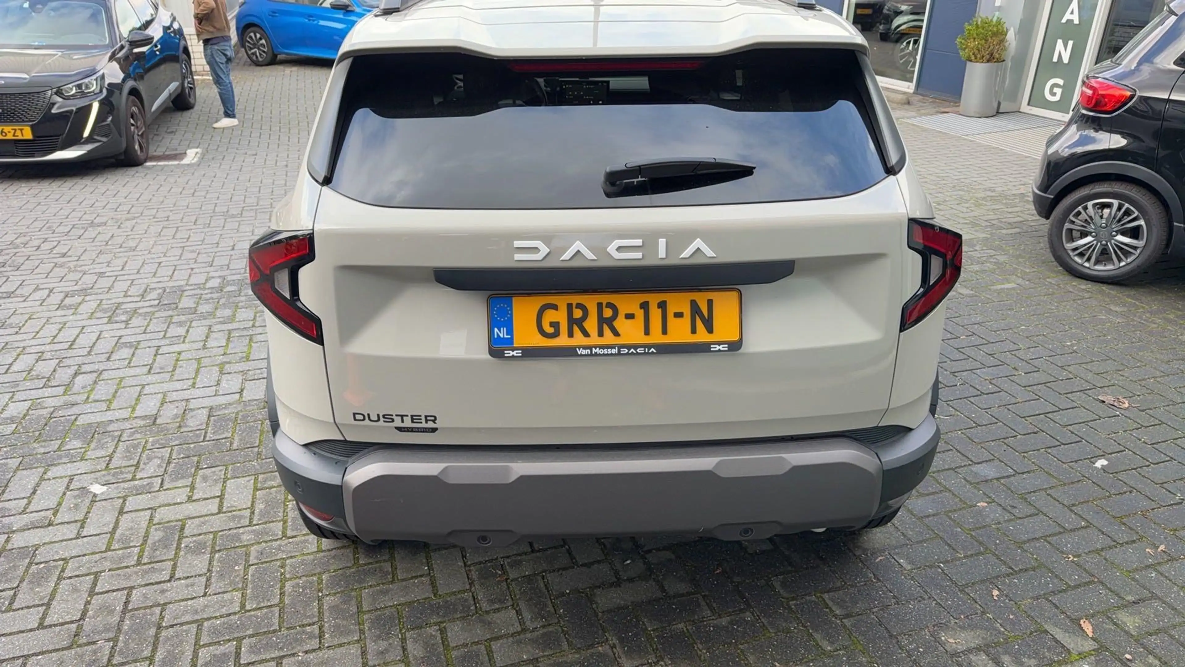 Dacia Duster journey hybrid 140 | Achteruitrijcamera | Navigati — photo 4