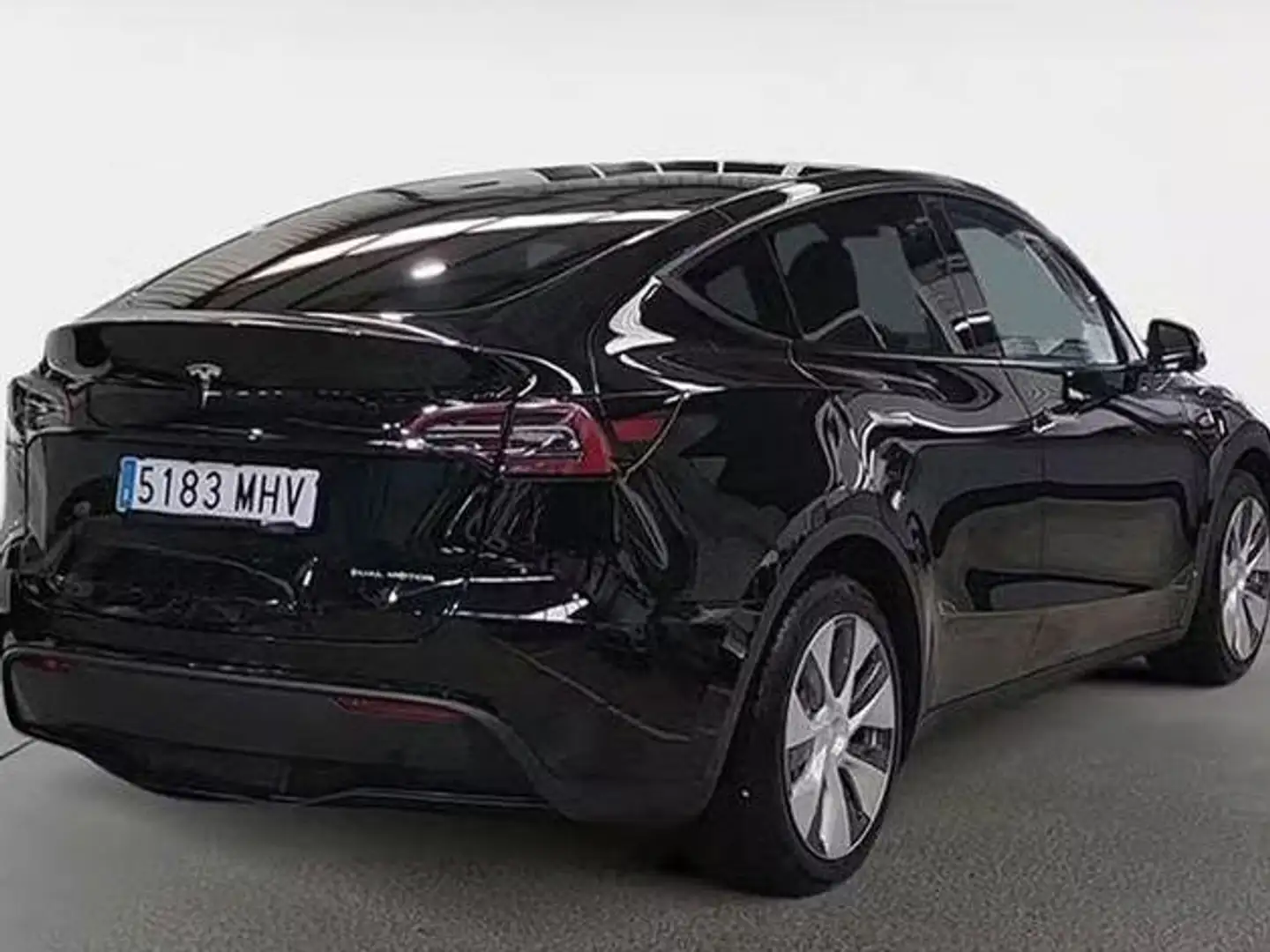 Tesla Model Y Model Y Performance AWD - 2
