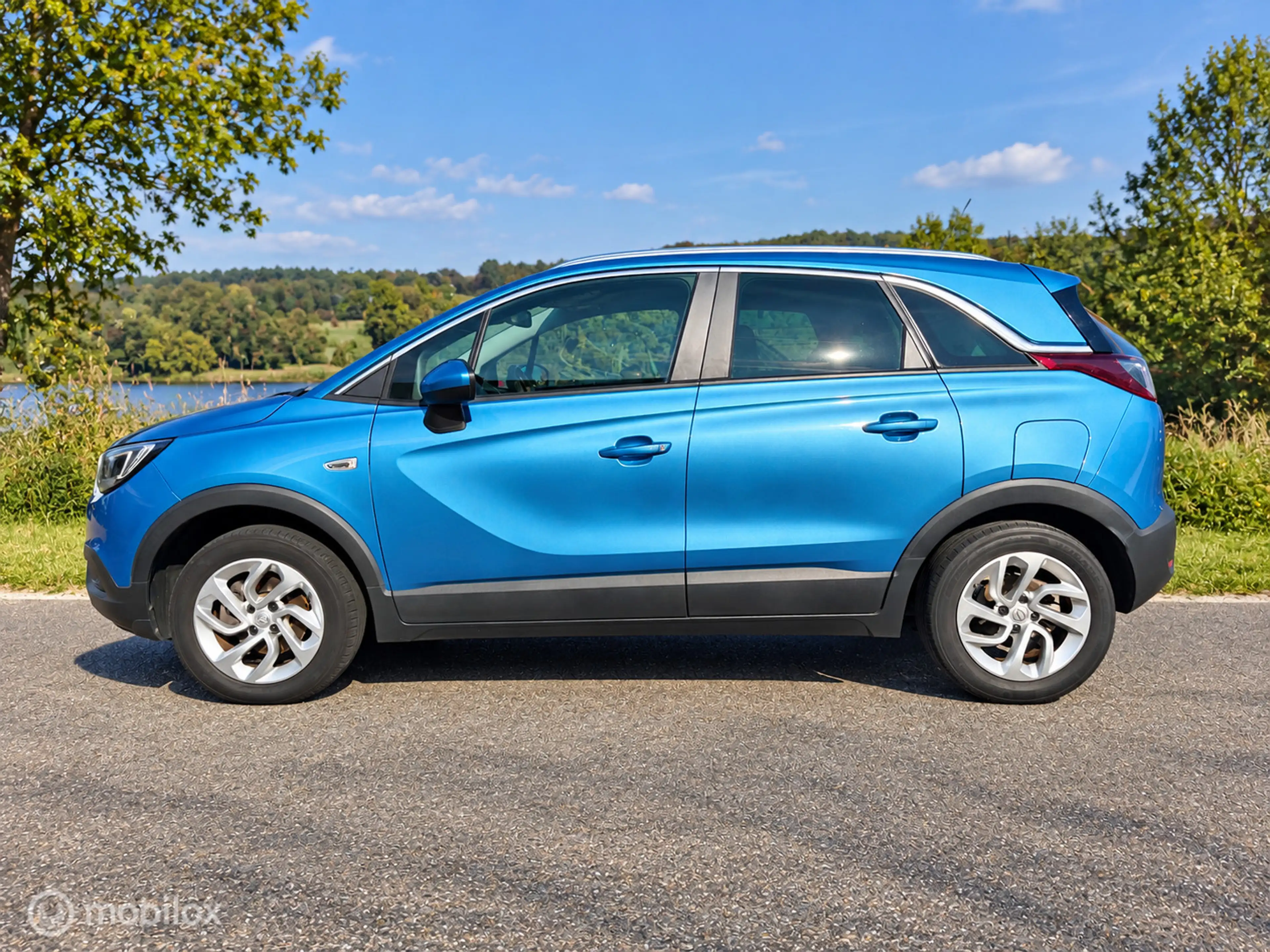 Opel Crossland X 1.2 Turbo Innovation Apple carplay Camera — photo 6