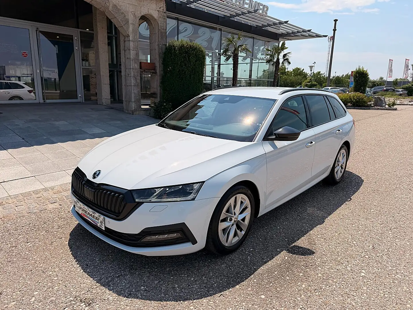 Skoda Octavia Combi 2,0 TDI Style DSG/ACC/MATRIX/SHA/SWA/TWA/... Weiß - 2