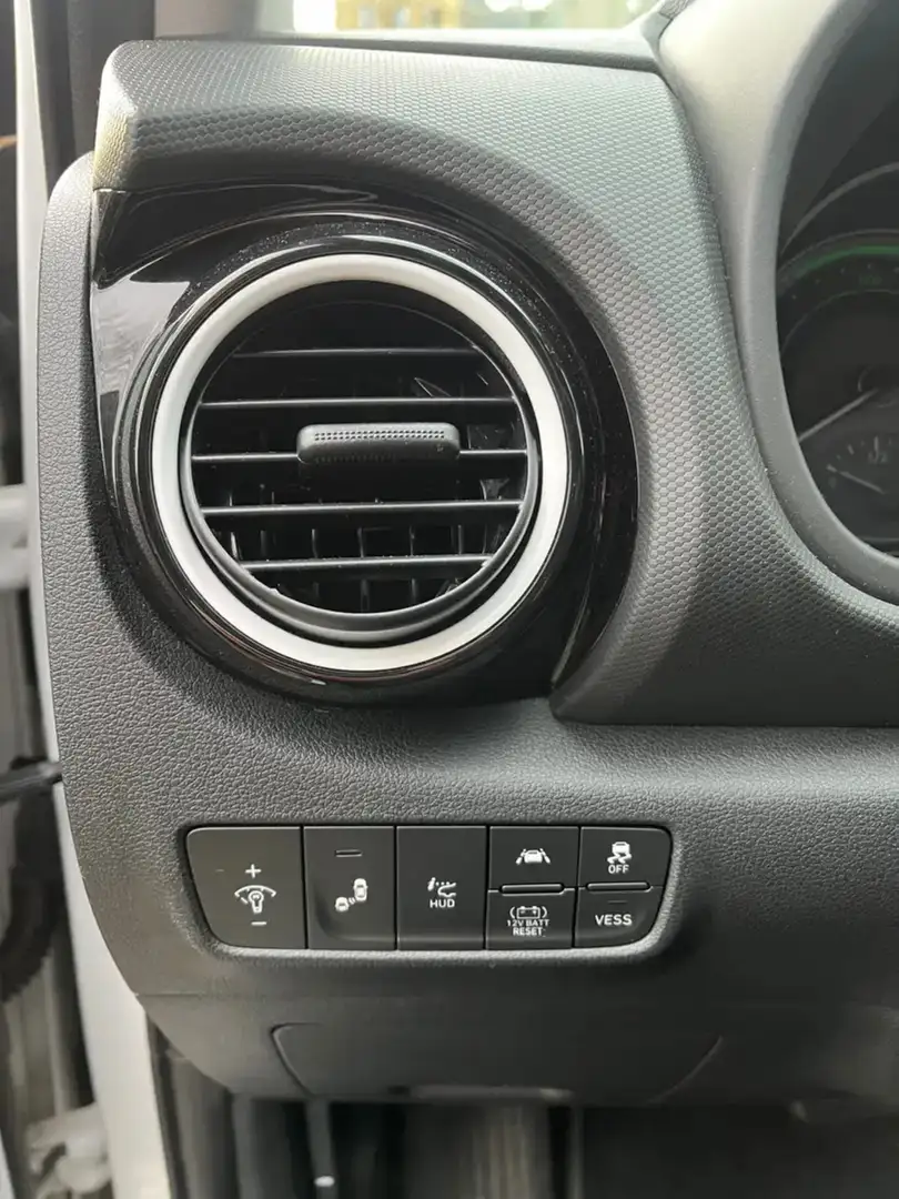 Hyundai KONA KONA 1.6 GDI HEV Premium Wit - 2