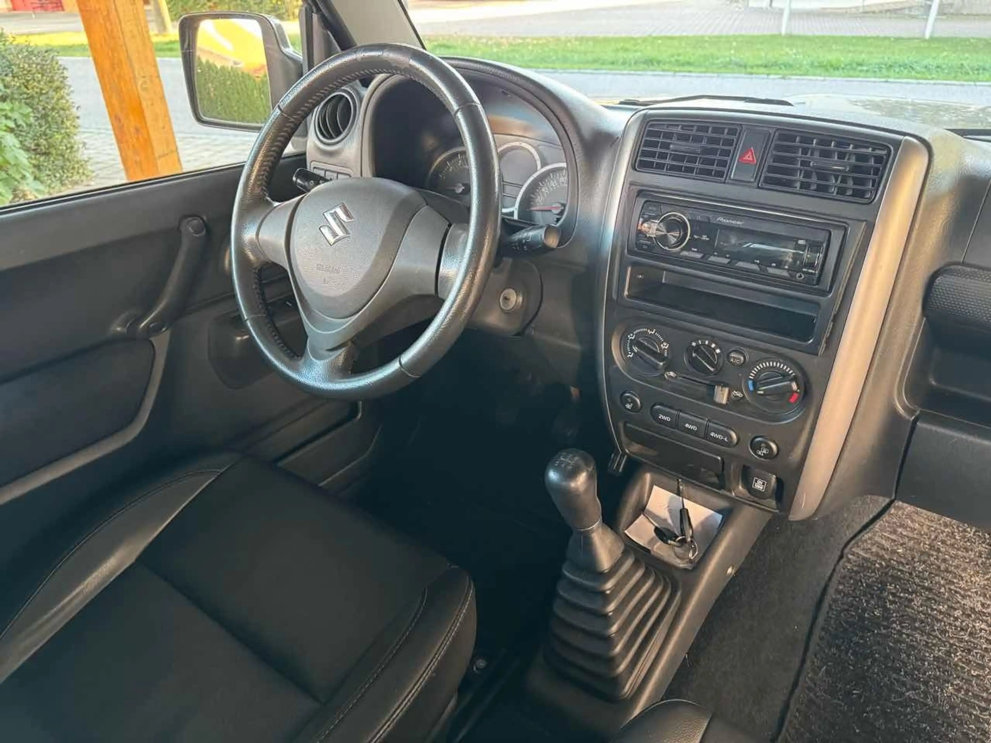 Suzuki Jimny 1.3 ALLGRIP Style Klima SH AHK — photo 10