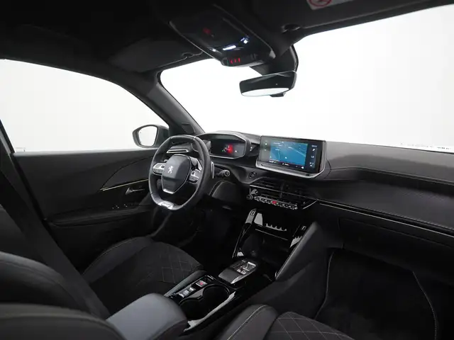 Peugeot 2008 view 2