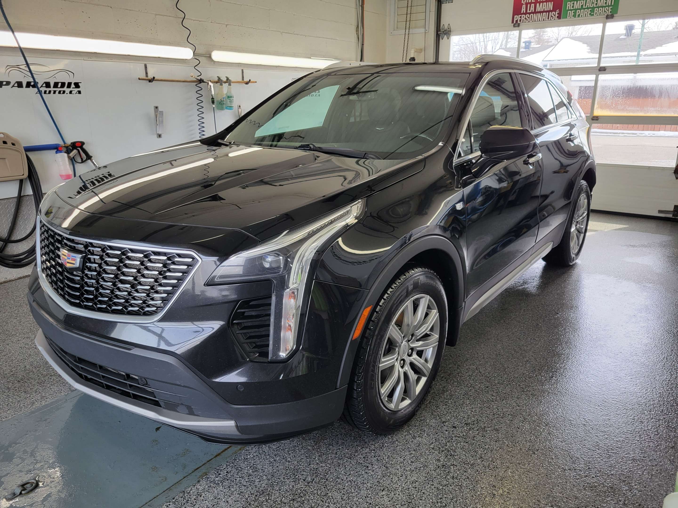 2019 Cadillac XT4 AWD 4dr Premium Luxury