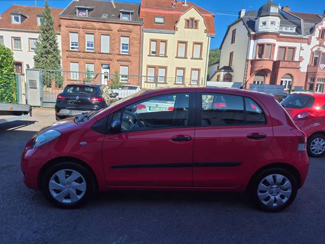 Imagine Toyota Yaris Cool  " Anhängerkupplung "