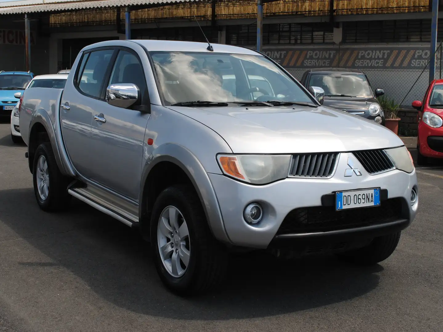 Mitsubishi L200 L200 Cab IV 2006 d.cab 2.5 di-d Intense Grigio - 2