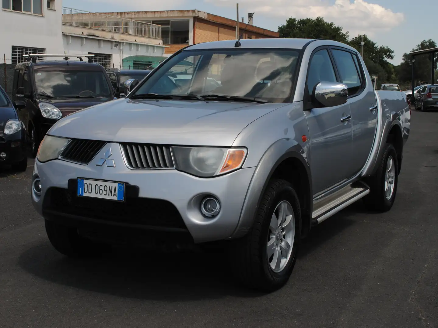 Mitsubishi L200 L200 Cab IV 2006 d.cab 2.5 di-d Intense Grigio - 1