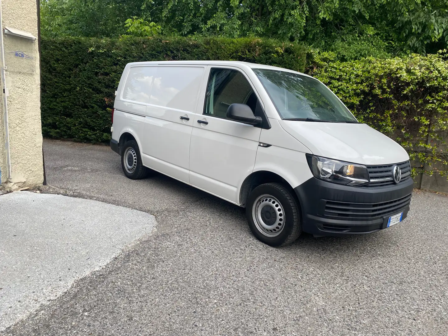 Volkswagen trasporter T6 2.0tdi Bianco - 1