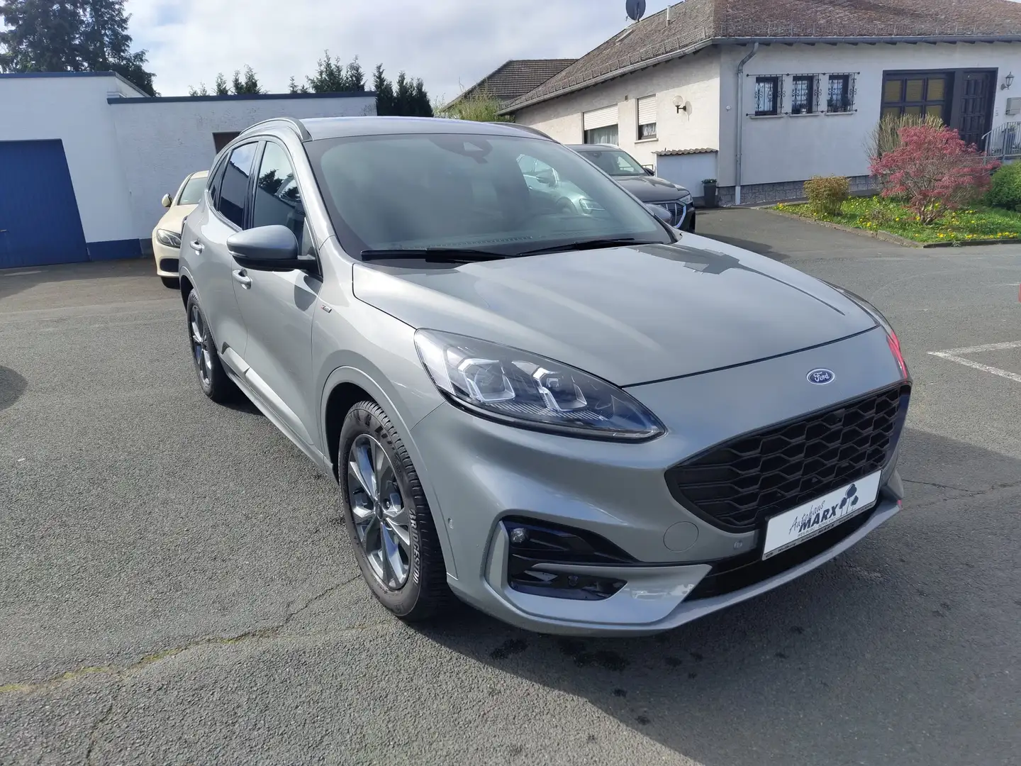 Ford Kuga ST-Line X Silber - 2