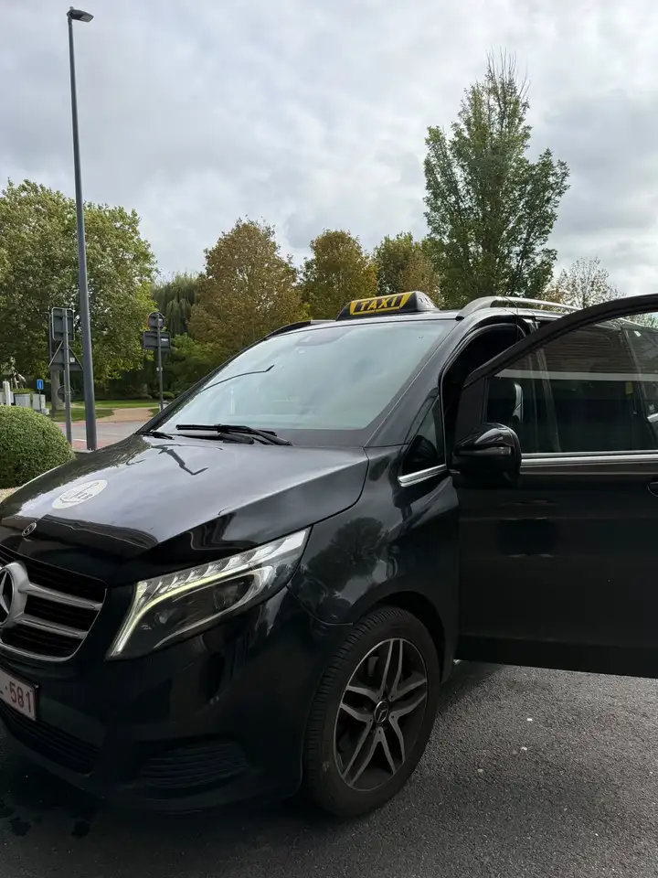 Mercedes-Benz V 250
