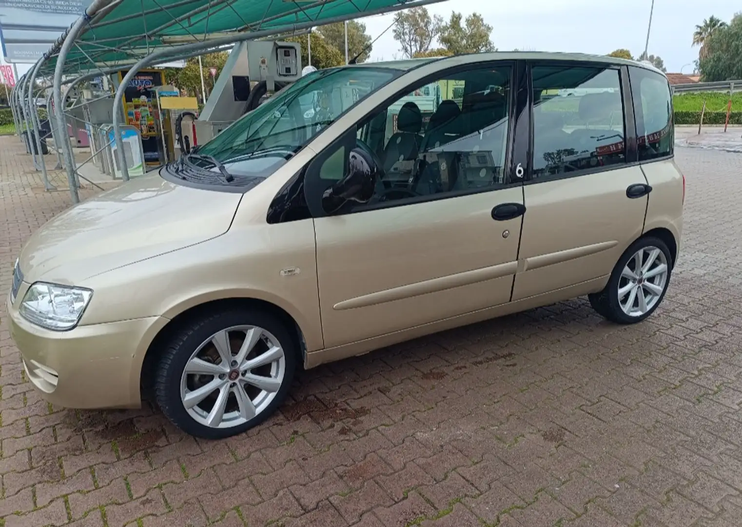 Fiat Multipla 1.9 mjt Emotion 120cv - 1