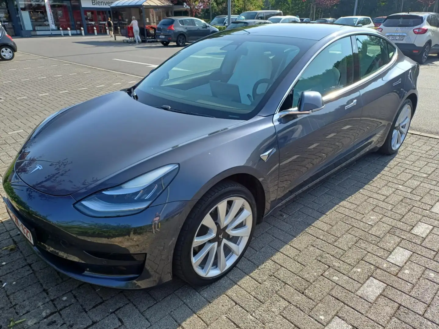 Tesla Model 3 44 kWh Standard Plus - 1