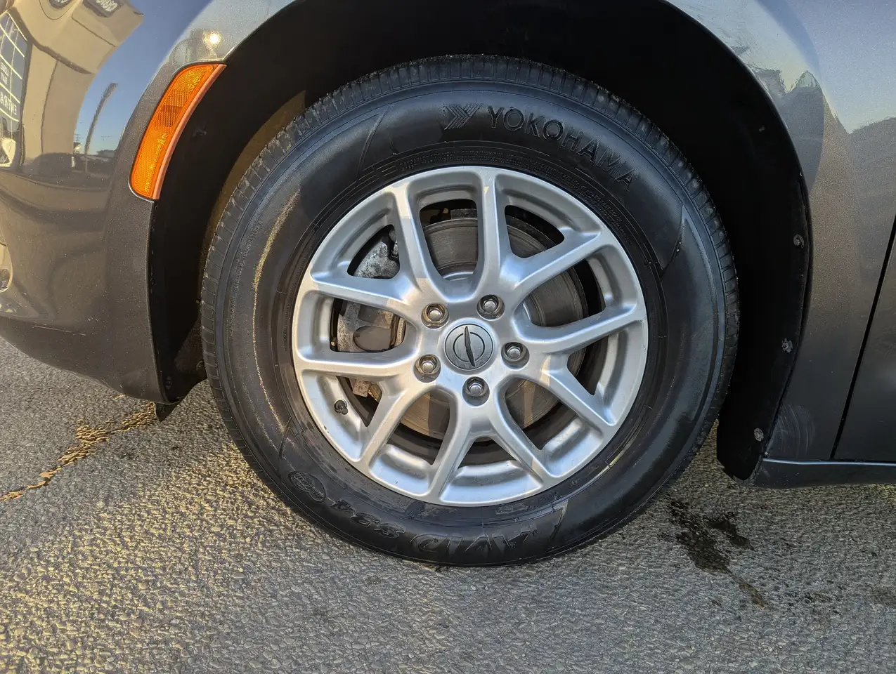 Chrysler Grand Caravan снимка Chrysler Grand Caravan
