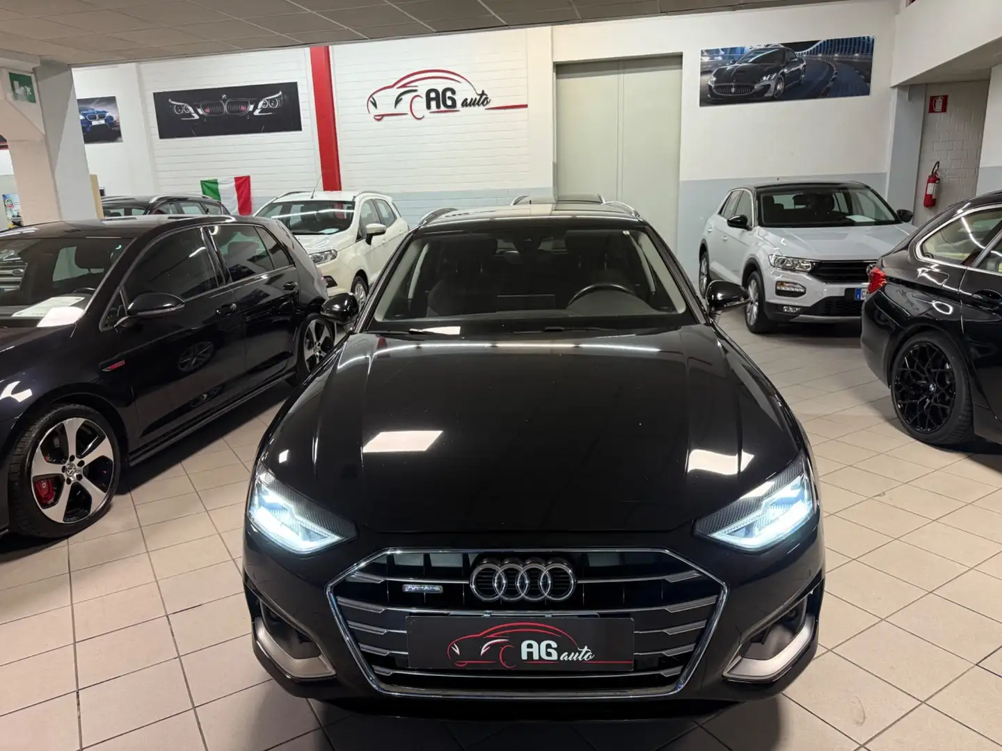 Audi A4 A4 40 TDI quattro S tronic Business Zwart - 2