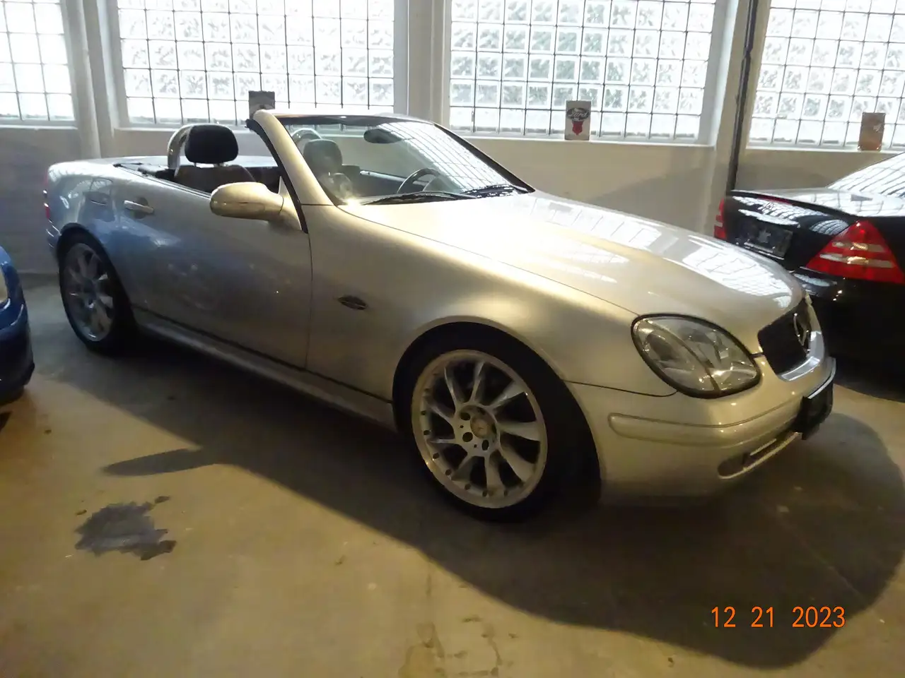 Mercedes-Benz SLK 230