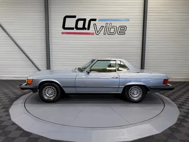 Mercedes-Benz SL view 7