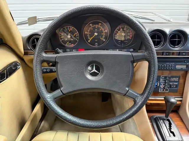 Mercedes-Benz SL view 15