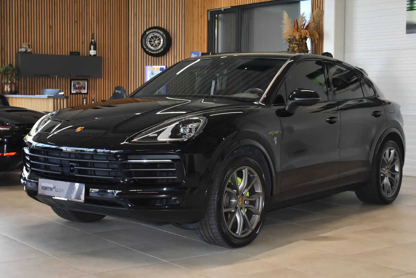 Porsche Cayenne Coupe E-Hybrid //Platinum Edition Schwarz - 1