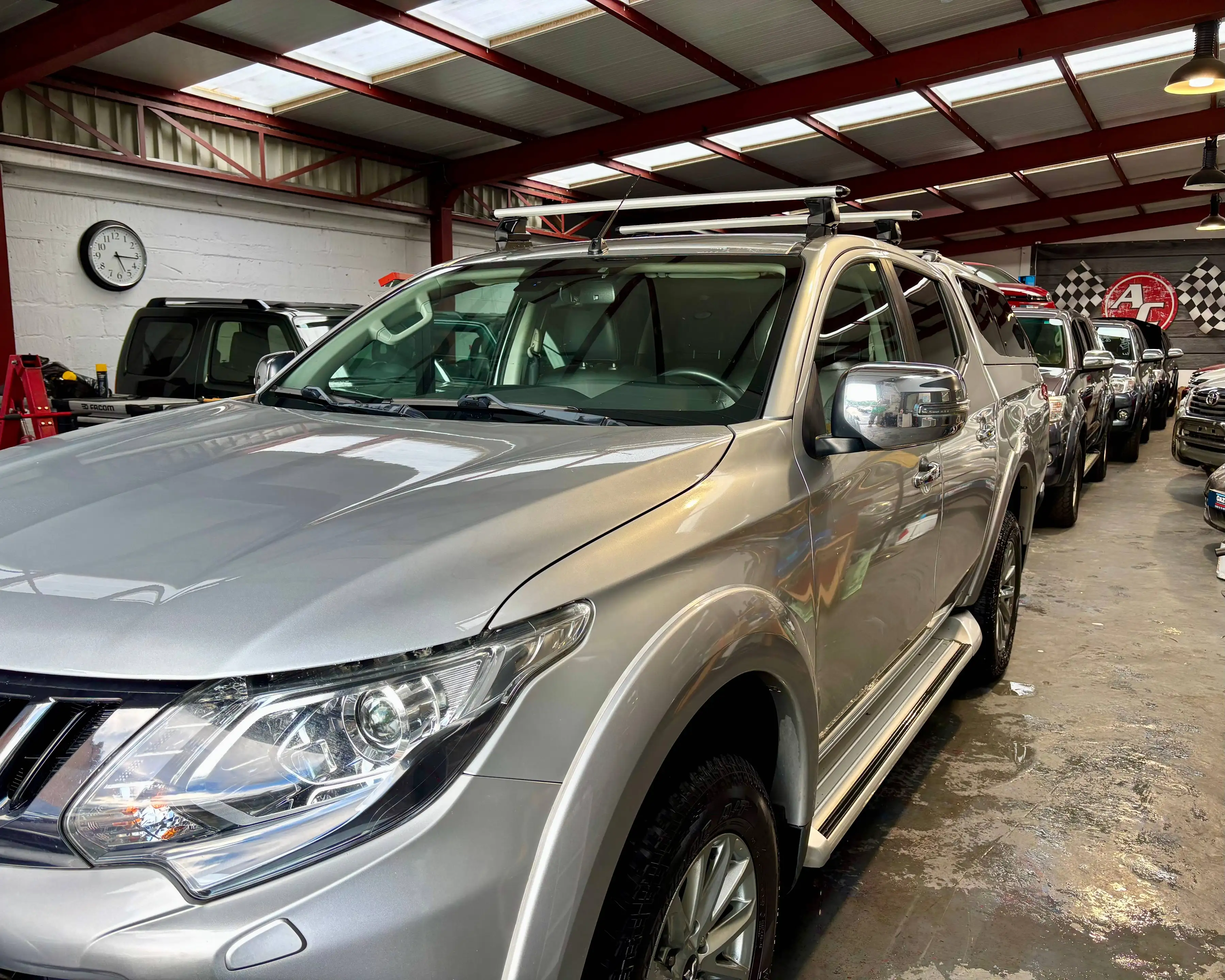 Mitsubishi L200 2.4 DI-D 180 cv EU6b Belgium car 18900 excl. — photo 13