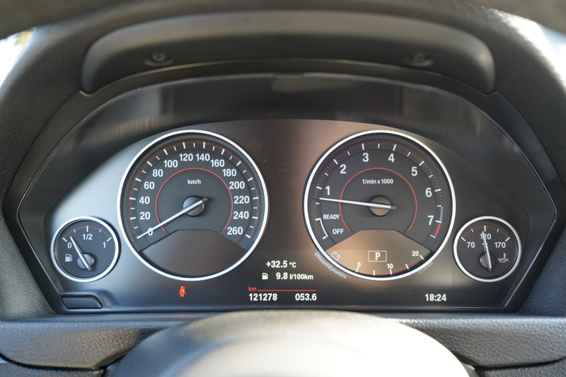 BMW 330 i*M Sport*Automatik*2.Hand*PDC*SHZ*Navi*LED — photo 13