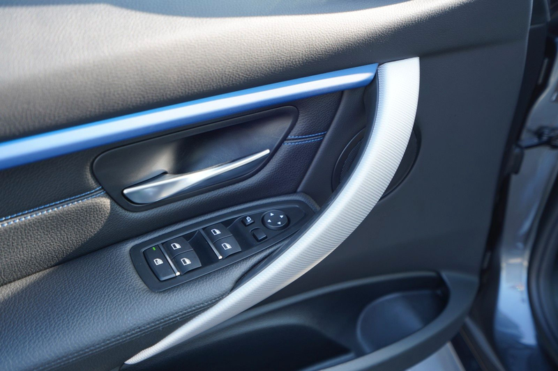BMW 330 i*M Sport*Automatik*2.Hand*PDC*SHZ*Navi*LED — photo 10
