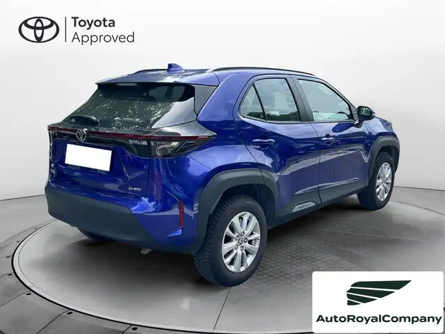 Toyota Yaris Cross view 6
