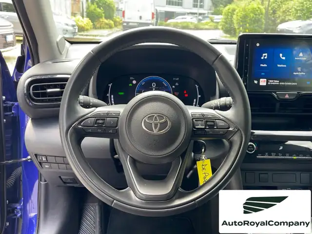Toyota Yaris Cross view 13
